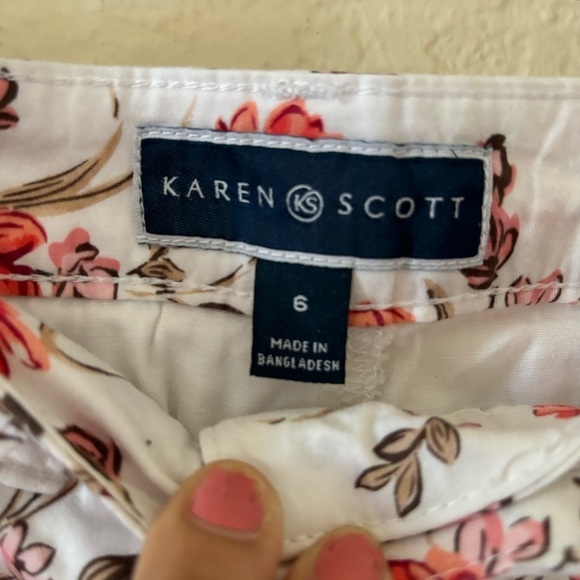 Karen Scott Skort Womens size 6 White Floral Cotton Stretch Casual Skirt - Picture 3 of 12